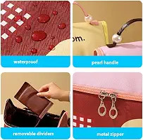 کیف آرایشی طرح کلبه